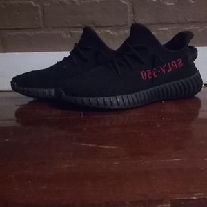 Yeezy bred 350 boost